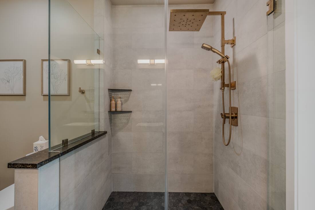 Frameless shower, Brizo rain system